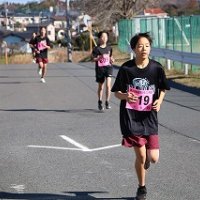 寒空の下、常北中生が元気に走りました (12/1)