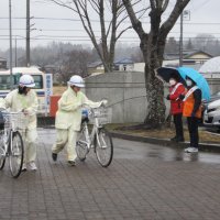 寒い中、ありがとうございました　～あいさつ運動～