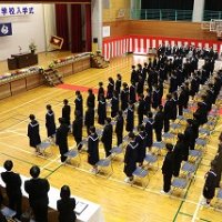 フレッシュな1年生が仲間入りしました (4/9)